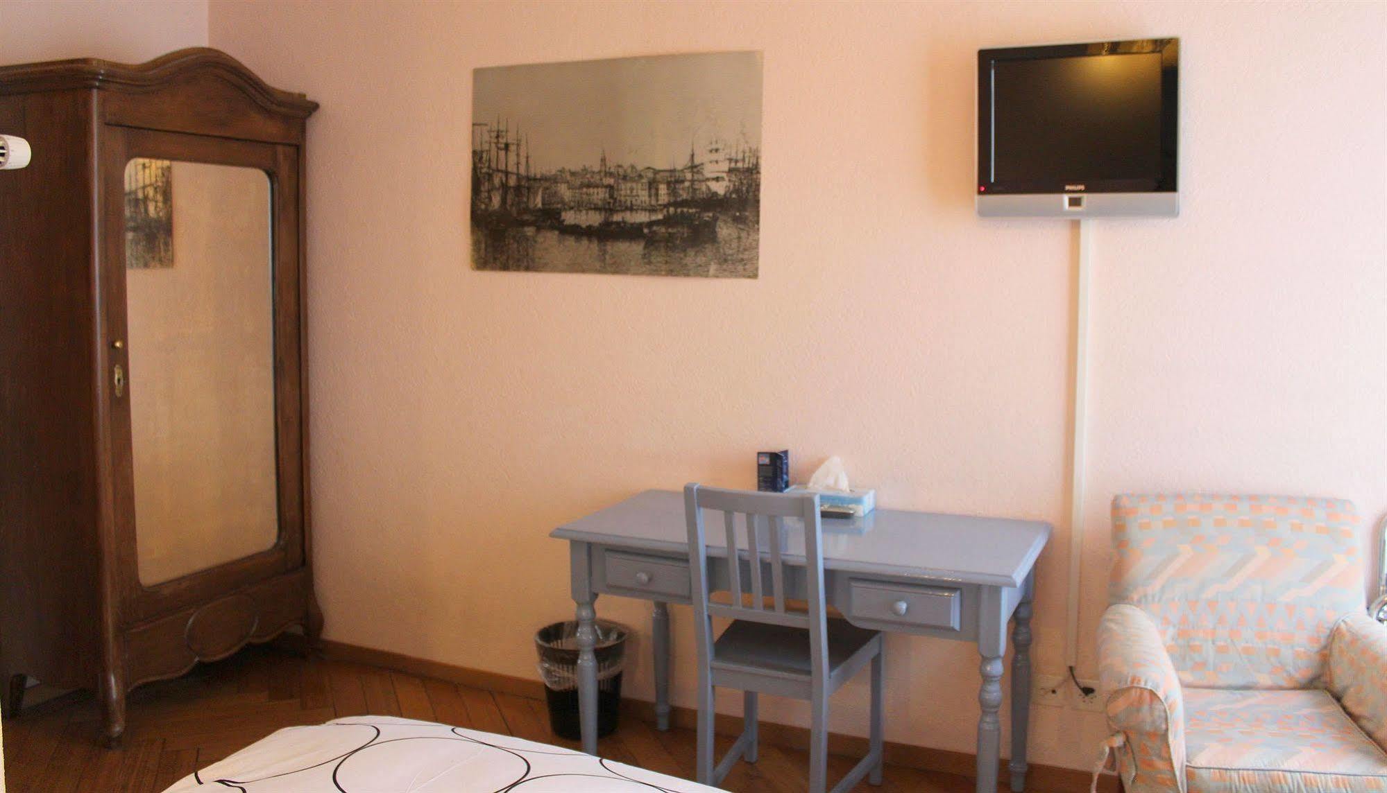 De Hotel