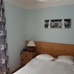 Hotel De 2*