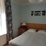 De