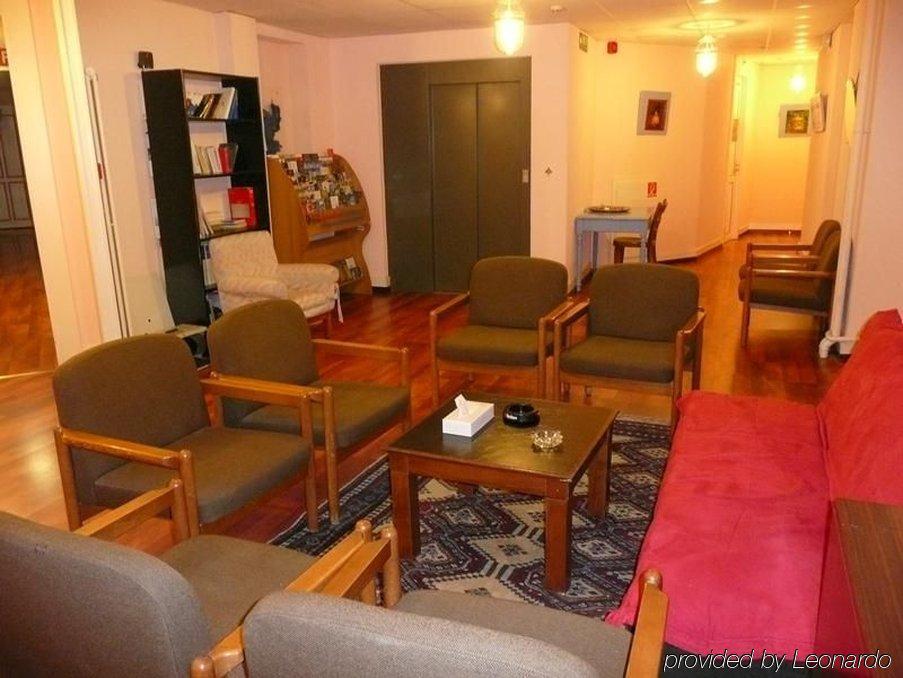 De Hotel 2*